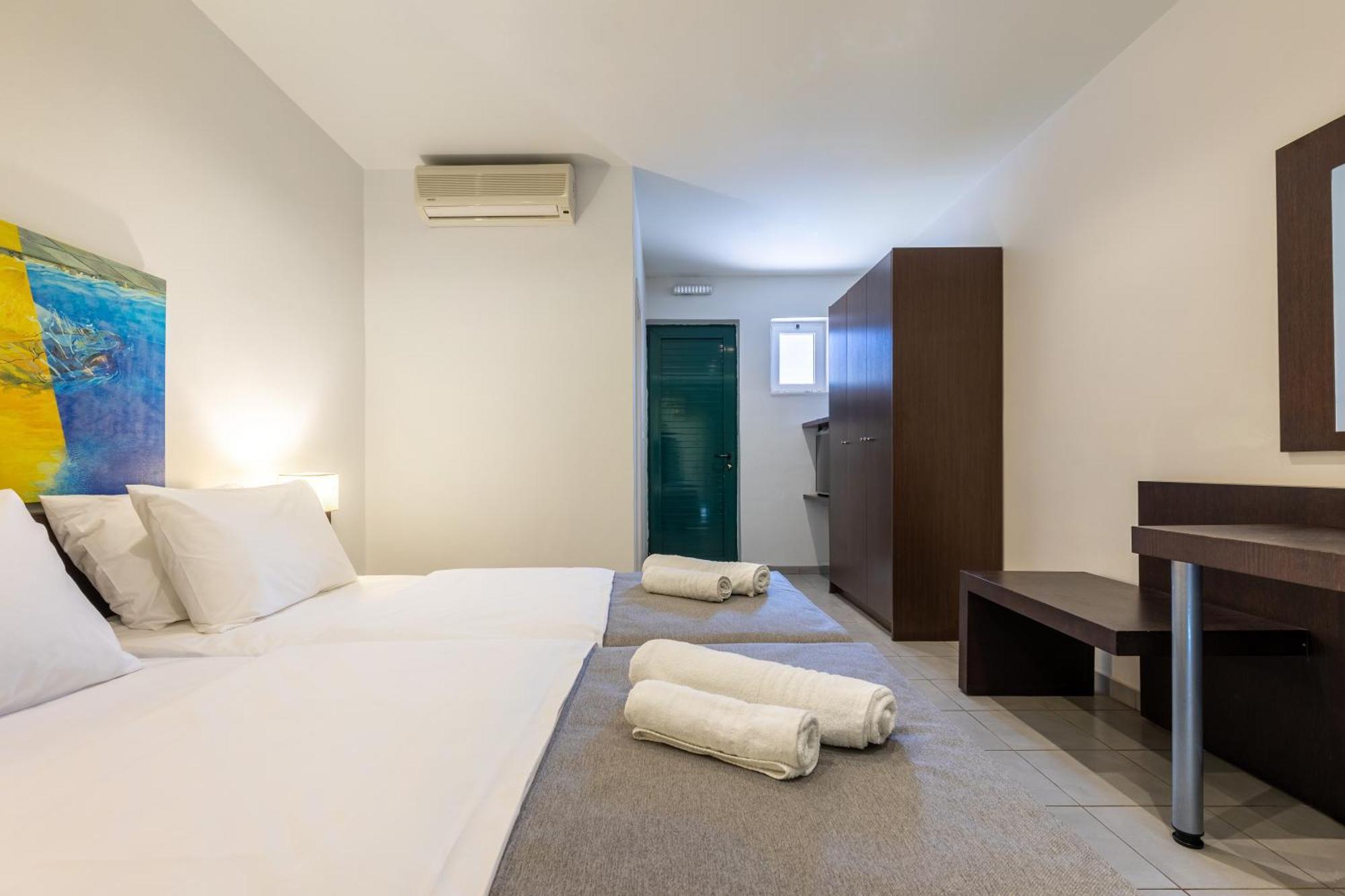 Agrilia Hotel Adults Only Laganas Exteriör bild