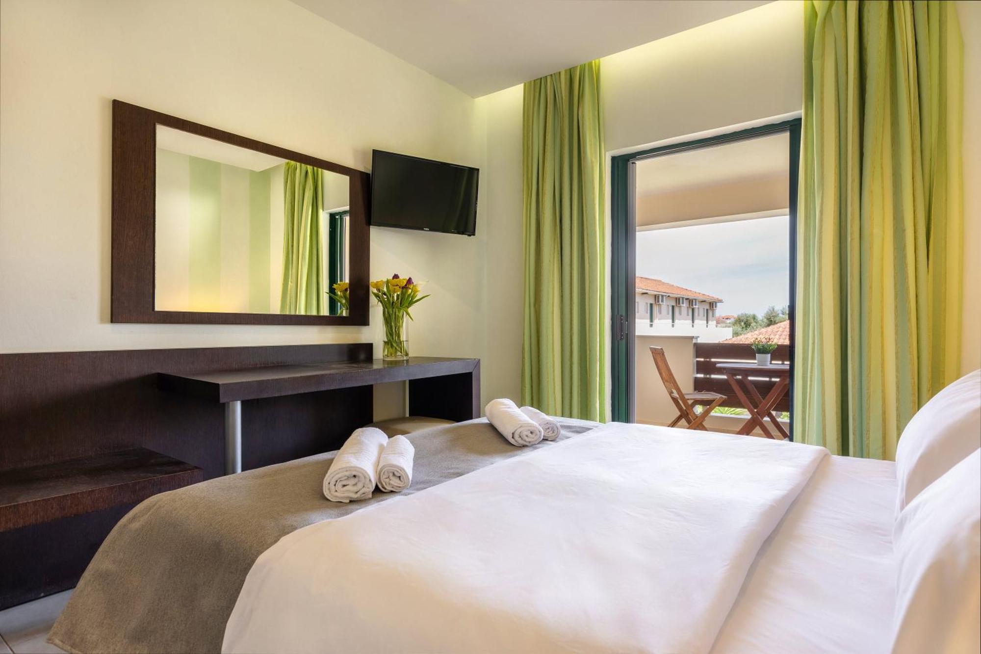 Agrilia Hotel Adults Only Laganas Exteriör bild