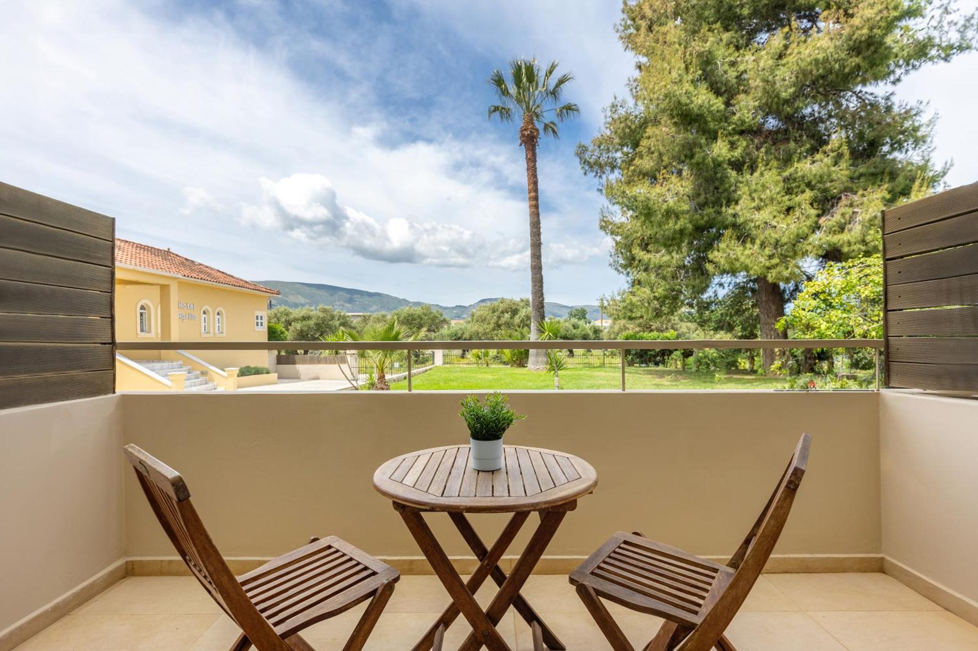 Agrilia Hotel Adults Only Laganas Exteriör bild